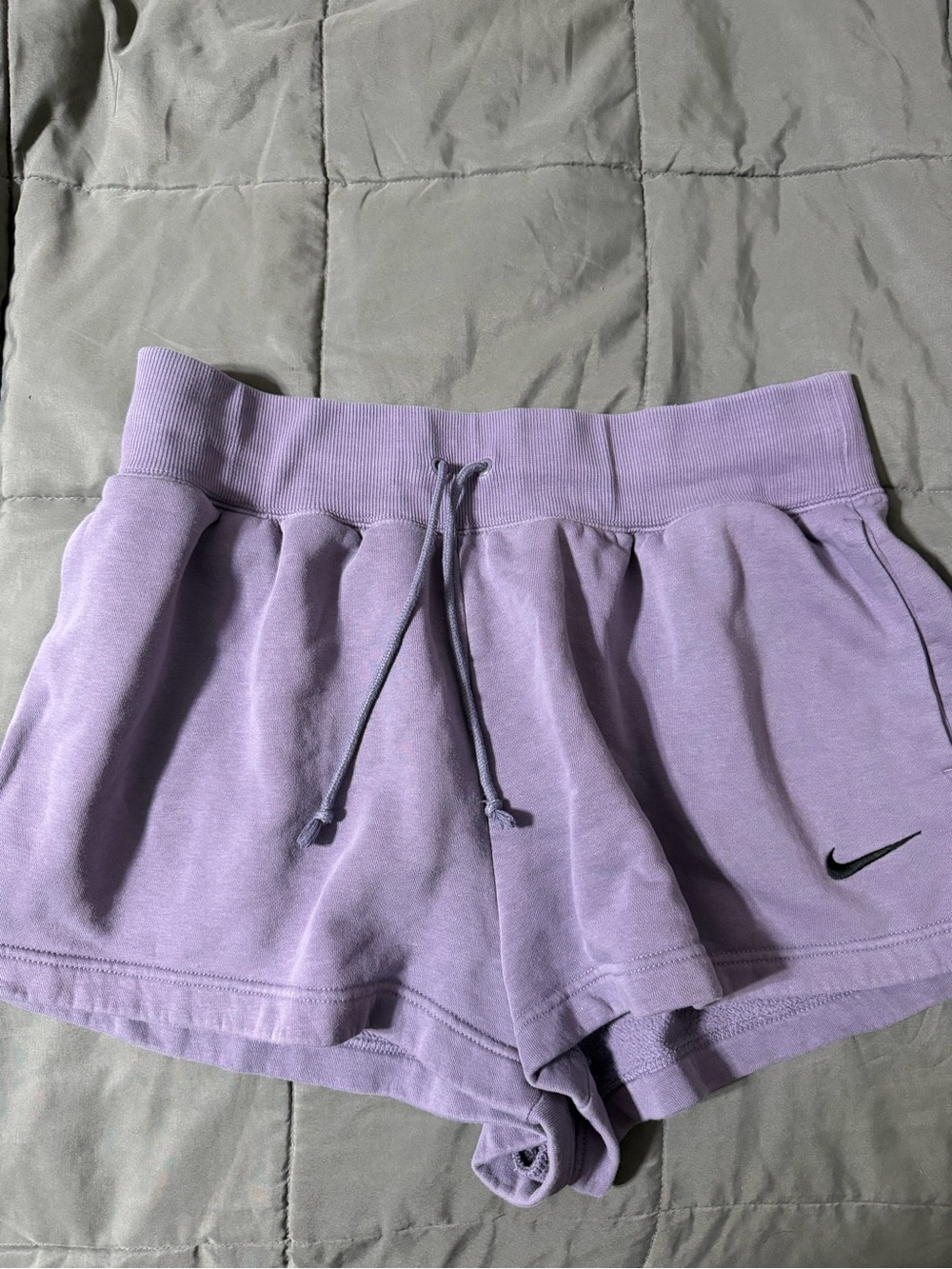 Nike Women's Lavender Athletic Drawstring Shorts